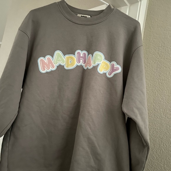 Madhappy Crewneck
Size M
worn once no stains small hole on back (pictured) - Picture 5 of 5